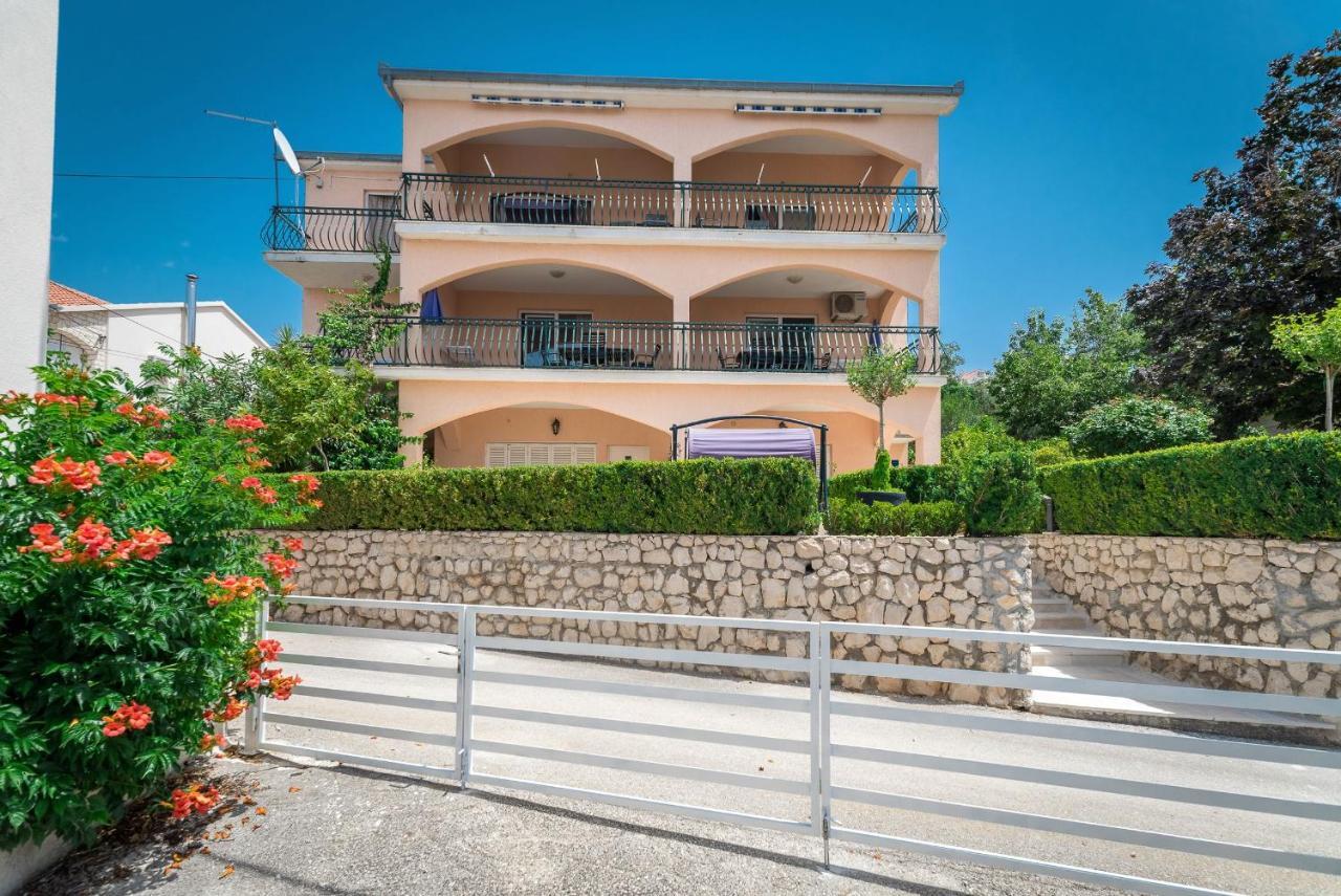 Apartments Ivanka Okrug Gornji Kültér fotó