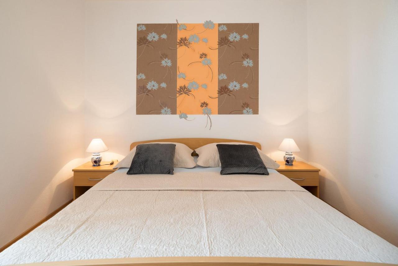 Apartments Ivanka Okrug Gornji Kültér fotó