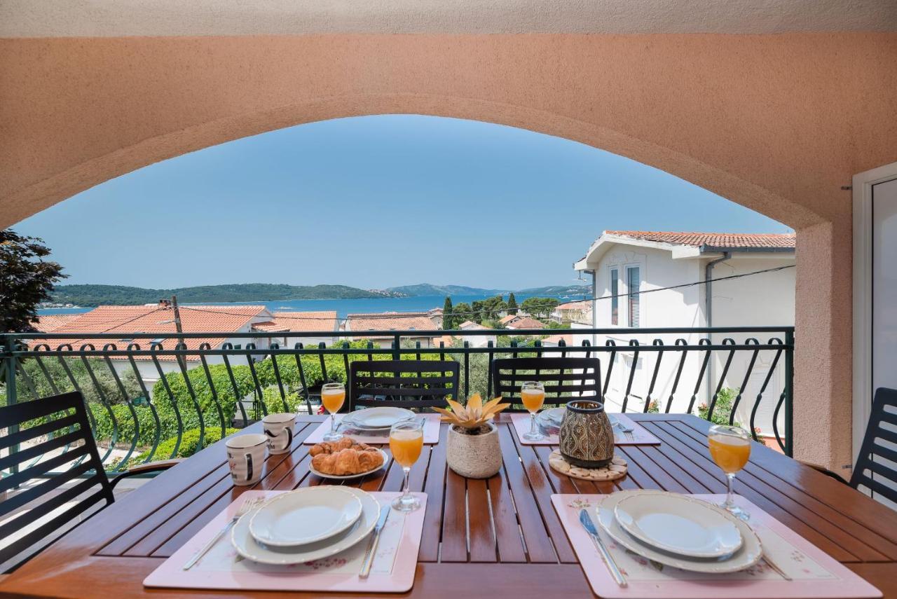 Apartments Ivanka Okrug Gornji Kültér fotó